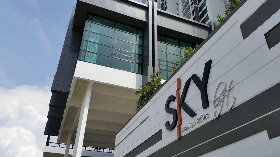 Skyloft Muslim Suite 新山 外观 照片