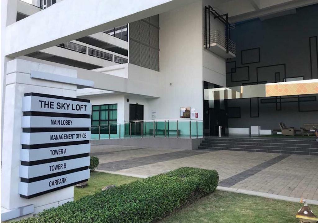 Skyloft Muslim Suite 新山 外观 照片