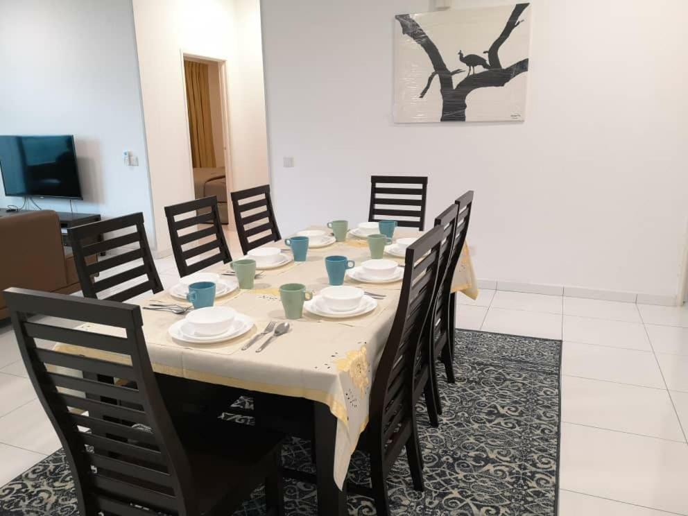 Skyloft Muslim Suite 新山 外观 照片