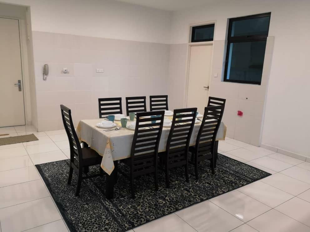 Skyloft Muslim Suite 新山 外观 照片